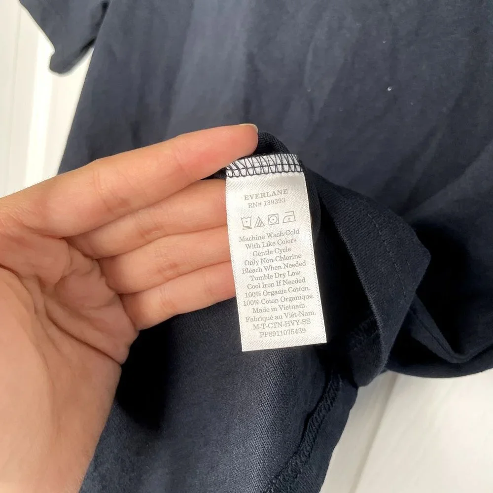 Everlane Uniform Navy Blue Premium-Weight Relaxed Crew Shirt Mens Size X-Small - Picture 6 of 7